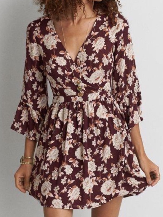 American Eagle Outfitters Dresses & Skirts - American Eagle Outfitters Burgundy Floral Wrap Dress